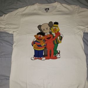 Uniqlo x KAWS